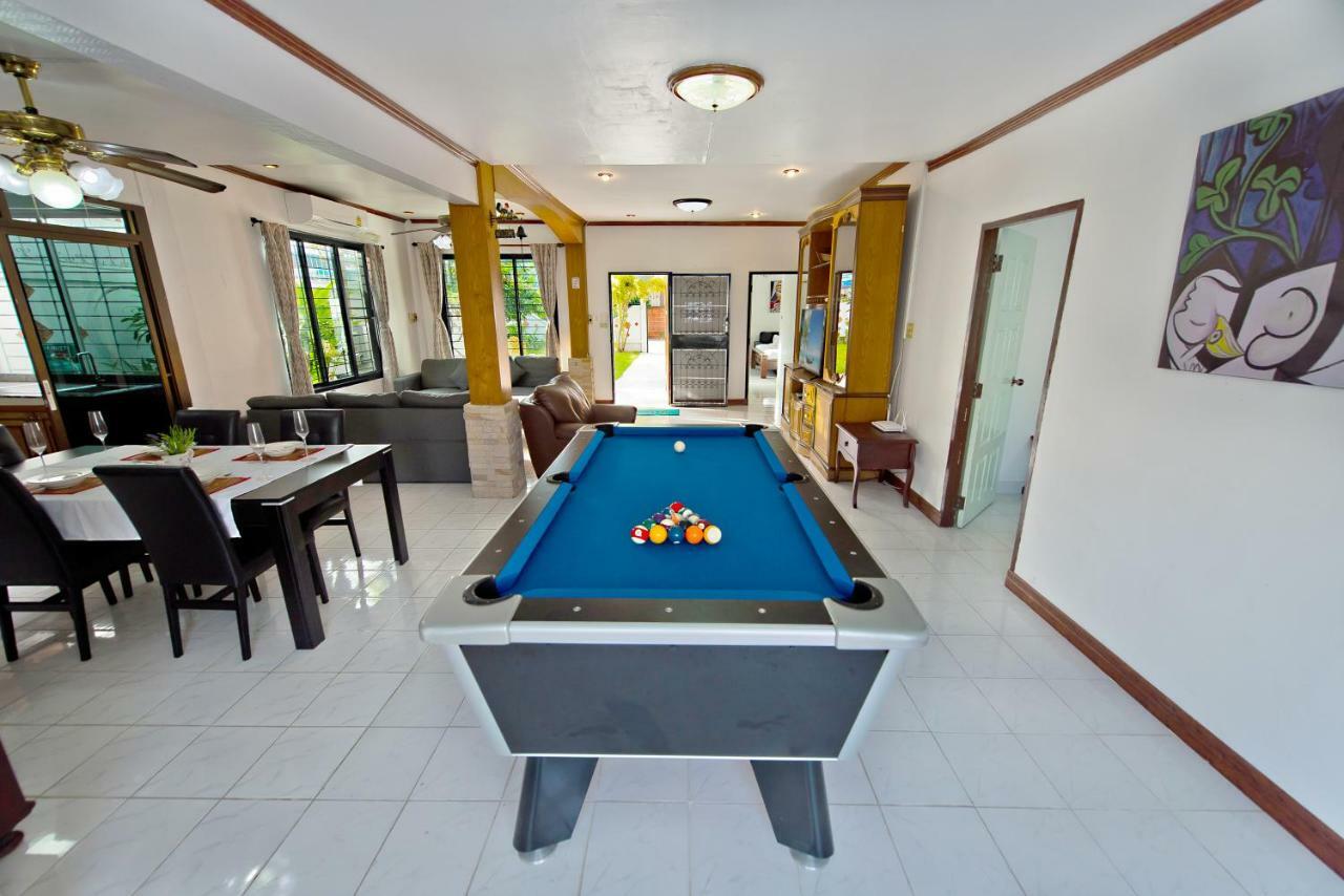 Large And Private Pool Villa With Rooftop Pattaya Exterior photo